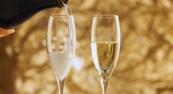 I migliori 5 vini spumante del supermercato per brindare durante le feste: ottimi e prezzo basso