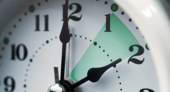 Sta per tornare l’ora legale e non è la solita data: ecco quando spostare l’orologio
