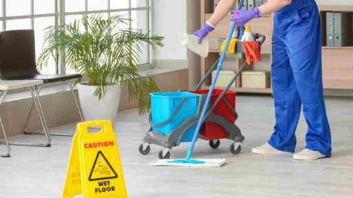 Quanto guadagna un bidello in Italia: tutte le cifre