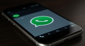 Whatsapp, il trucco per ascoltare gli audio senza farti scoprire: di sicuro non sai questo