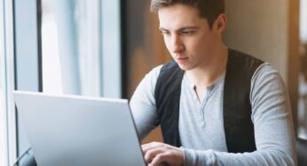 Fare soldi online è più facile di quello che pensi, ti basta lo smartphone e a fine mese ottieni un doppio stipendio