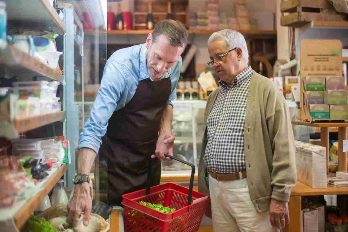 Anziani sconti supermercato