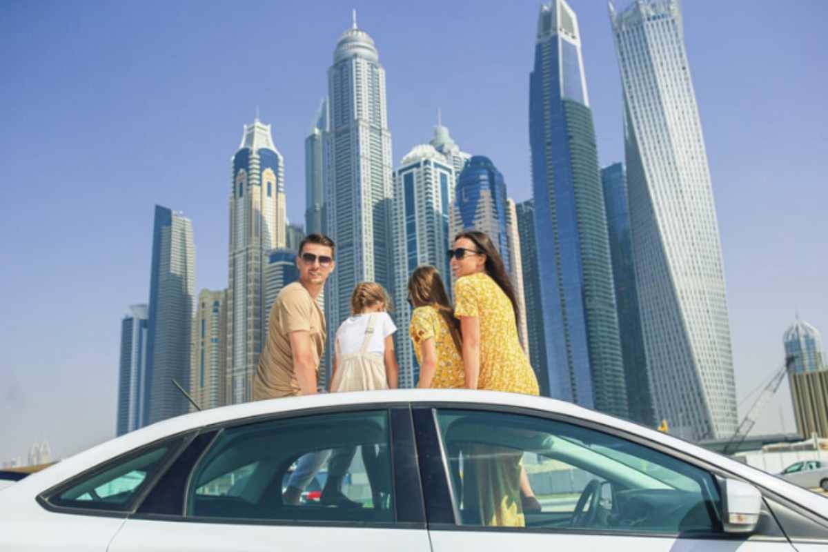 Il van brandizzato di Eurospin Viaggi, che accompagnerà il tour, non è solo un mezzo di trasporto, ma un vero e proprio punto di incontro per tutti gli appassionati di viaggi.