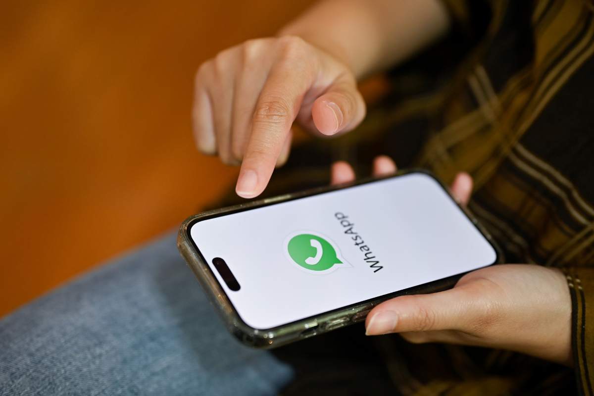 come vedere foto whatsapp senza aprire app