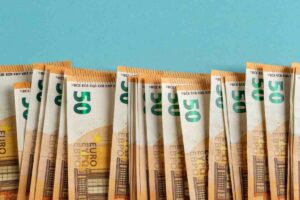 Soldi euro contanti