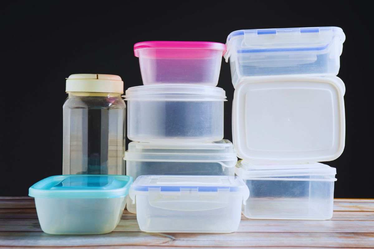 il sistema per pulire le ciotole di plastica