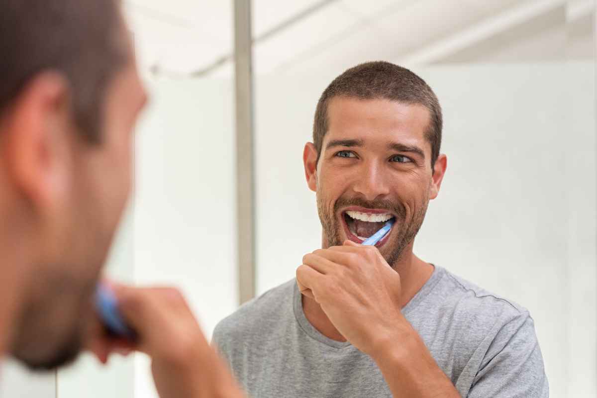 Praticamente nessuno sa come lavarsi i denti