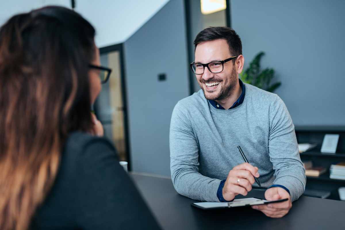 Se cerchi lavoro e hai un colloquio devi indossare questo colore