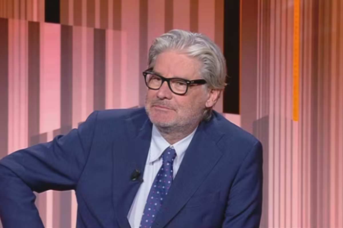 Il giornalista Paolo Del Debbio nello studio di Quarto Grado
